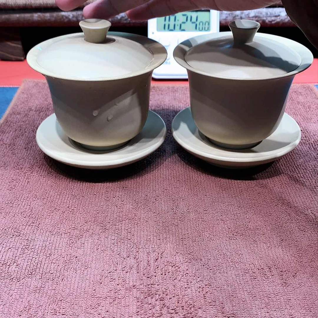 泥塑皮***冲放漏元宝盖碗两个170毫升