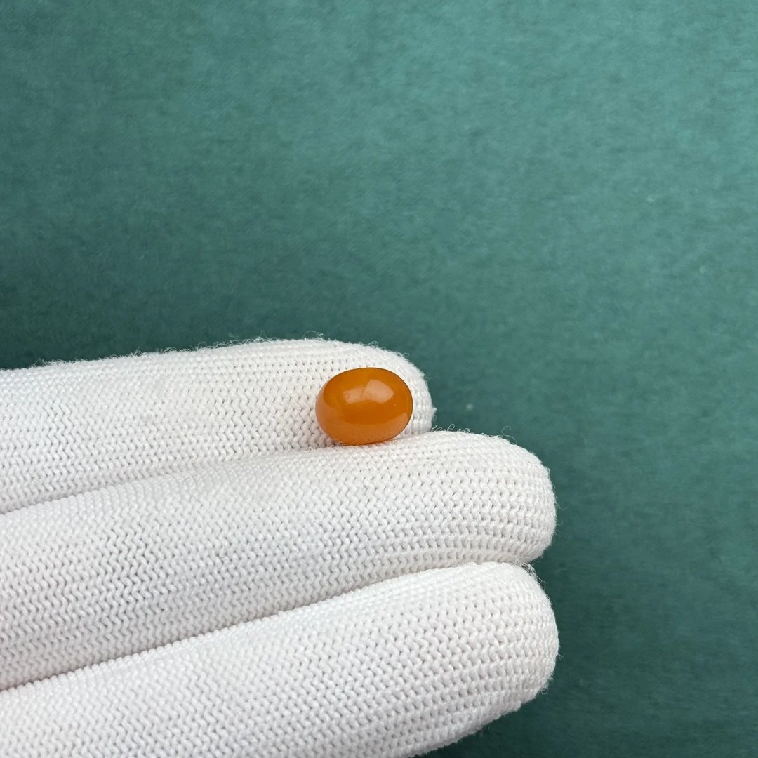 D7079天然原矿蜜蜡 鸡油红墩子10.6*8.2mm 支持鉴定 假一罚十