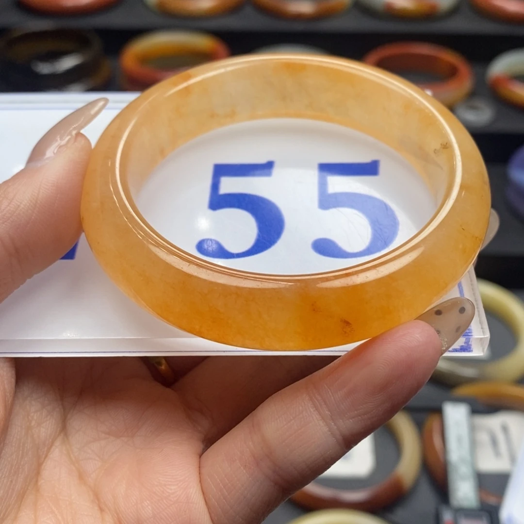 石英质玉（黄龙玉）手镯微瑕未镶嵌