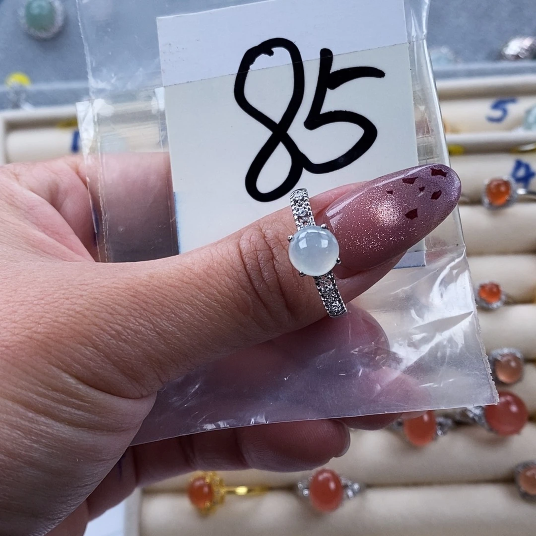 翡翠未镶嵌戒指缅甸