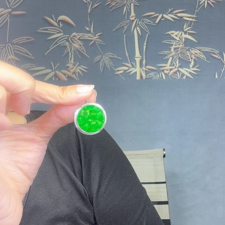 翡翠18K金镶嵌吊坠(不含链)特价