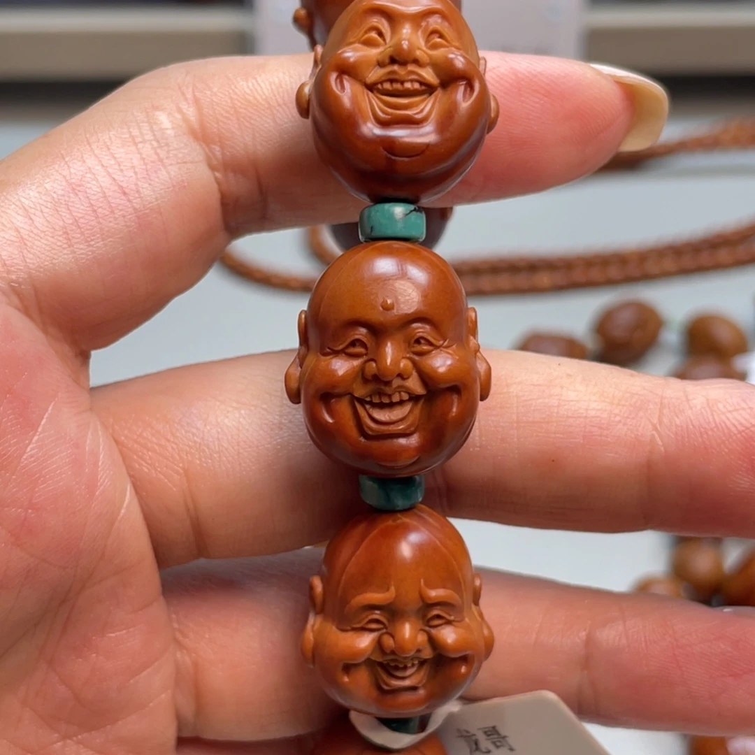 吊坠橄榄核笑口常开