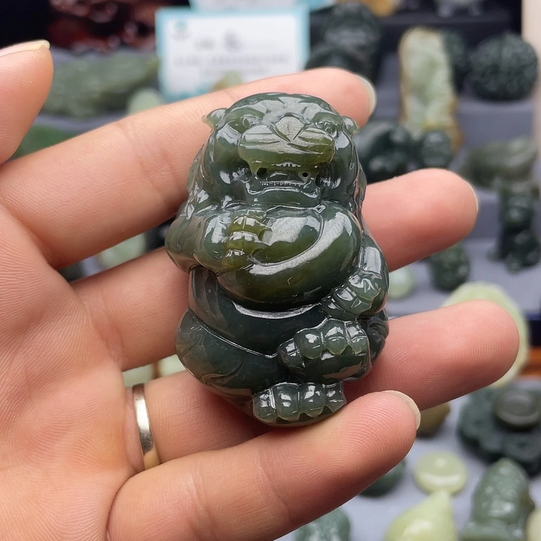 未镶嵌和田玉把件