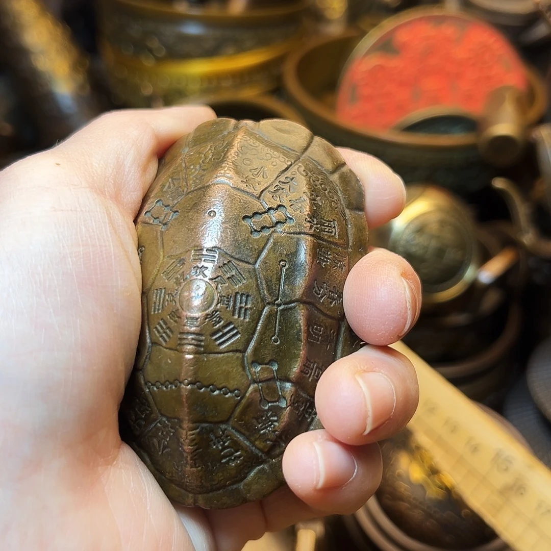 精美铜器工艺品等