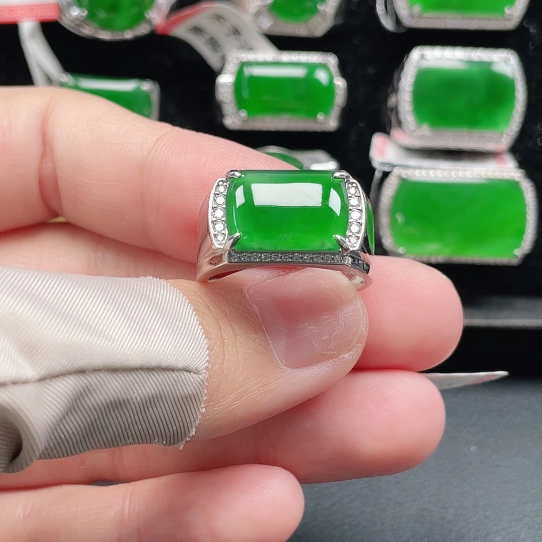 翡翠银S925镶嵌戒指天然A货翡翠没运费险3736