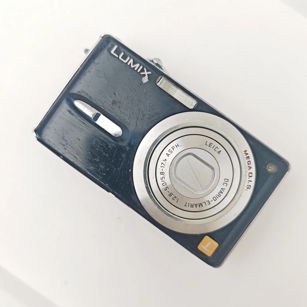 8新 Panasonic/松下 Fx9 福利机640万像素3倍变焦功能一切正常