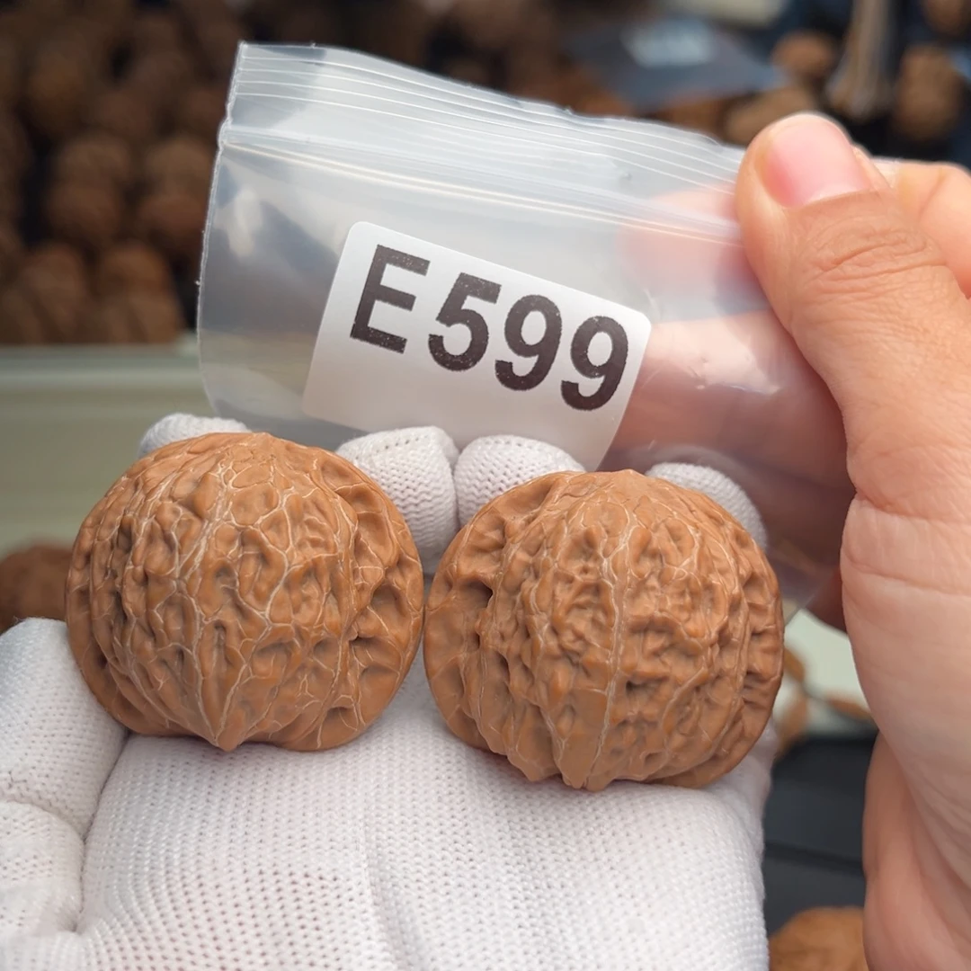 本***风文玩核桃吊坠E599毕业铁锤43