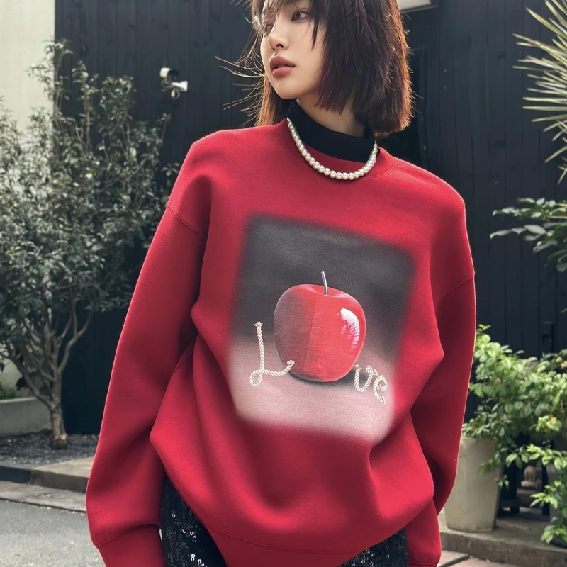 U/TI 天丝混纺苹果卫衣休闲宽松圆领秋冬百搭潮流印花保暖款卫衣