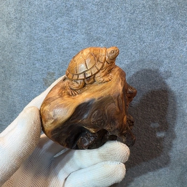 快****贵崖柏摆件手把件等