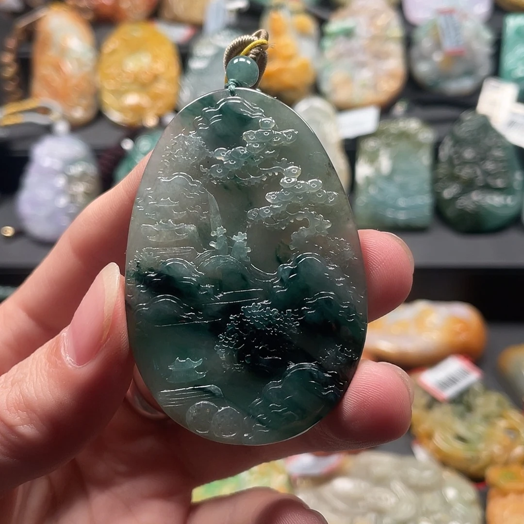 翡翠未镶嵌挂件腾冲