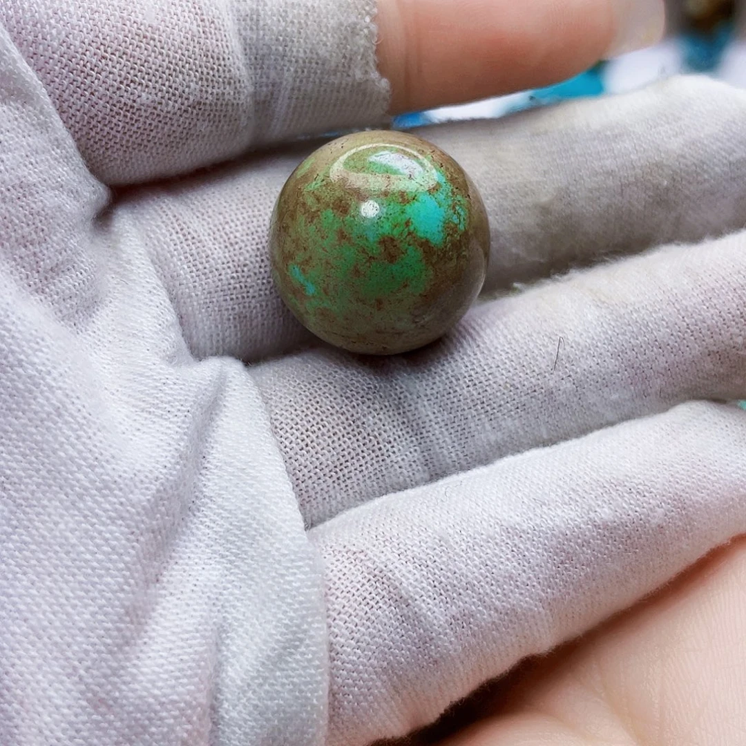 绿松石未镶嵌饰品