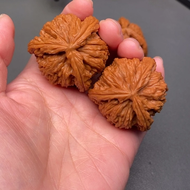 你***了文玩核桃吊坠核桃核桃核桃