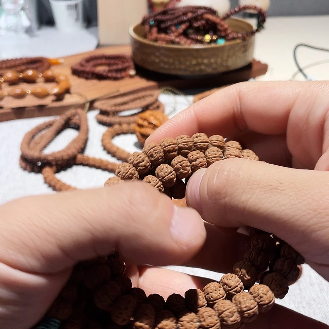 肥***辉金刚菩提吊坠老树王108