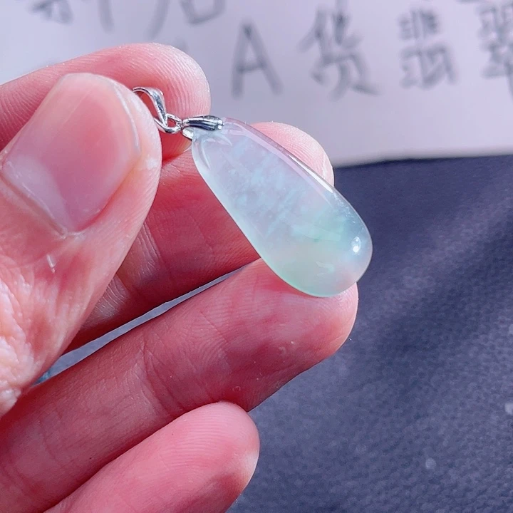 翡翠颈饰未镶嵌999999999