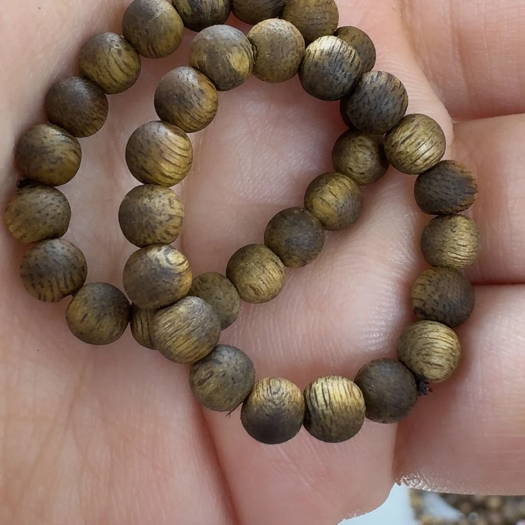 沉香沉香枕沉香奇楠戒指0.4克