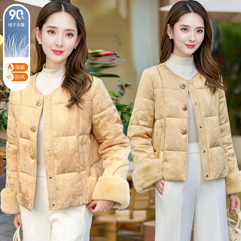 冬季中国风短款加厚妈妈羽绒服女装2025年新款时尚保暖白鸭绒外套