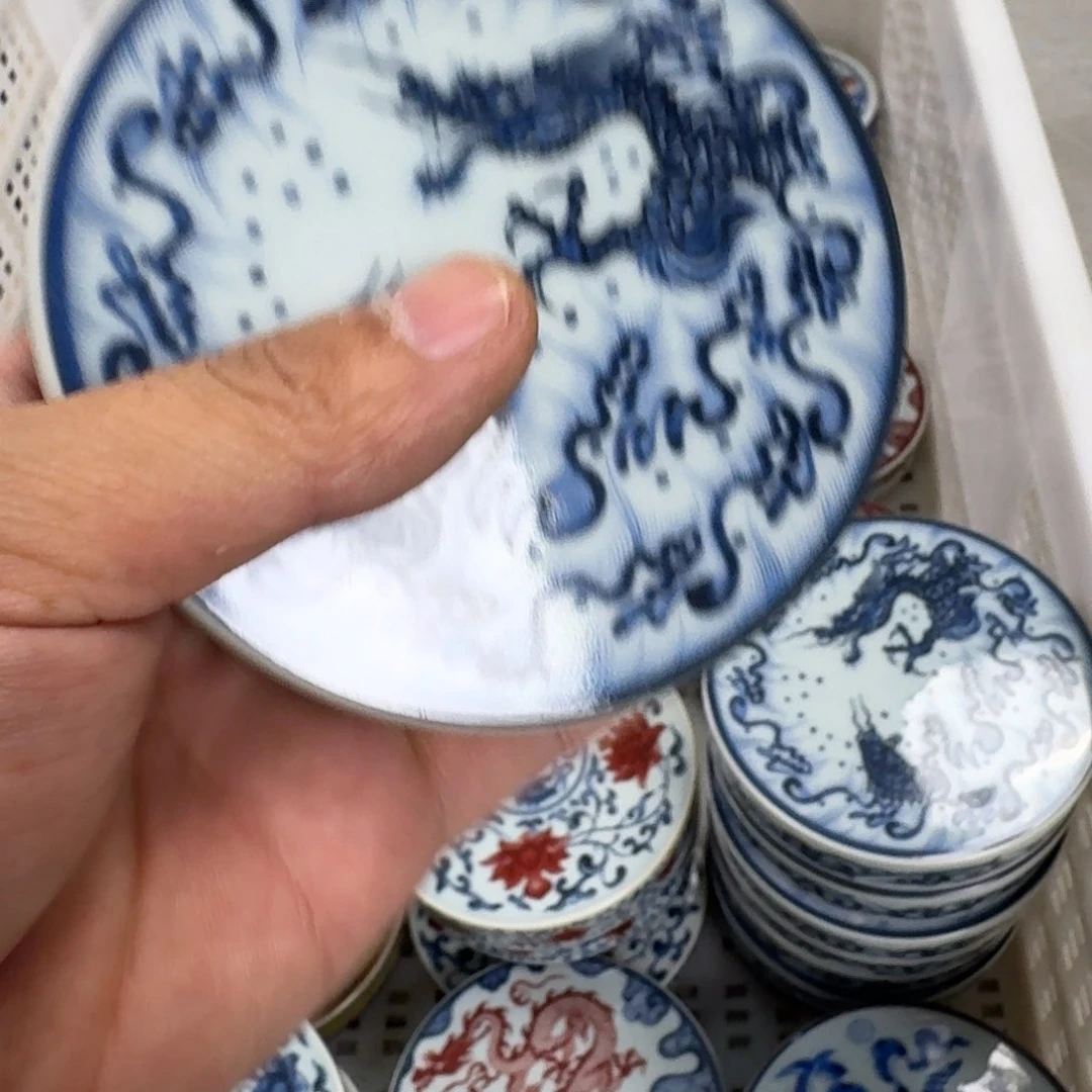 摆件青花鱼化龙盖置