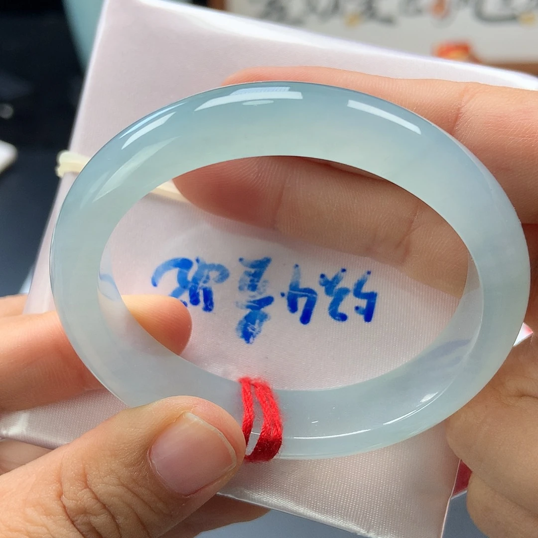翡翠未镶嵌手镯44号贵妃