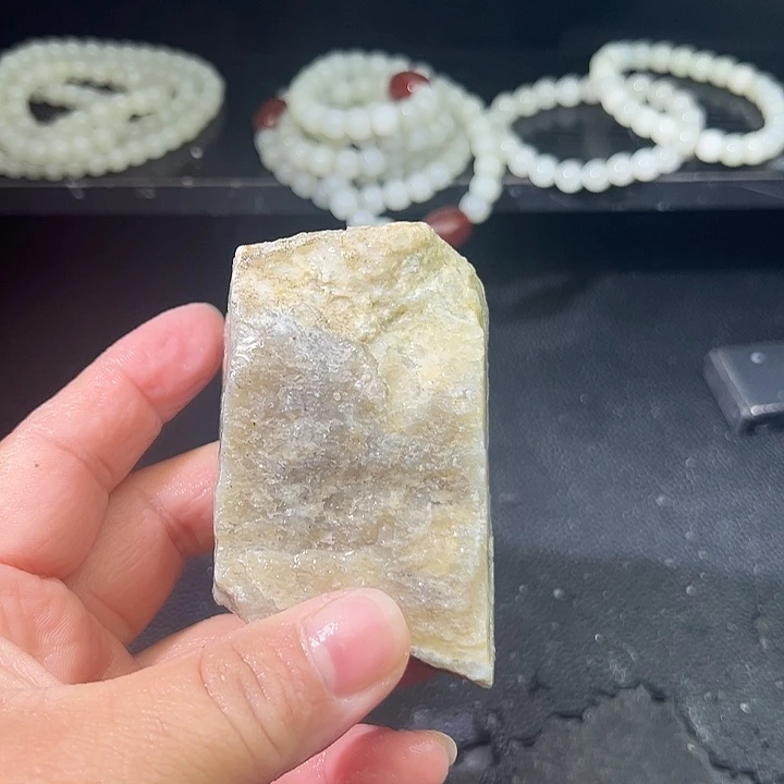 和田玉（糖玉）未镶嵌车挂