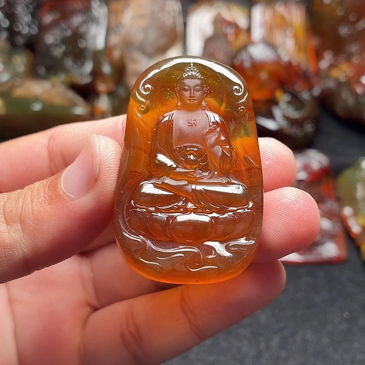 琥珀未镶嵌颈饰79