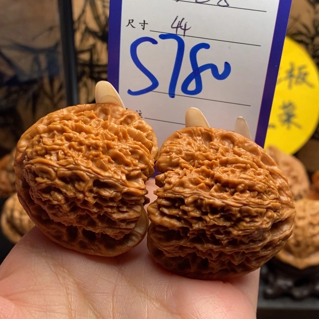 文玩核桃把件三角疆44