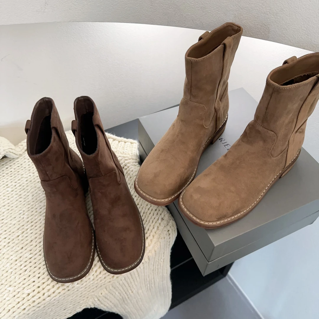 6681-3秋冬韩版短靴女复古短靴平底百搭裸靴网红靴子