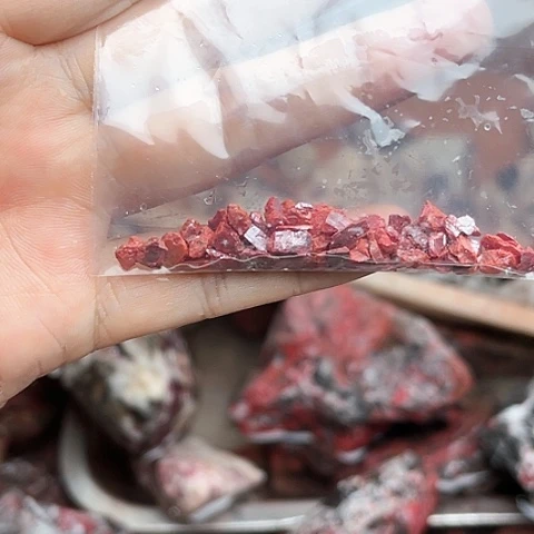 【闪购商品】天然辰砂用****4天然原矿朱砂毛料
