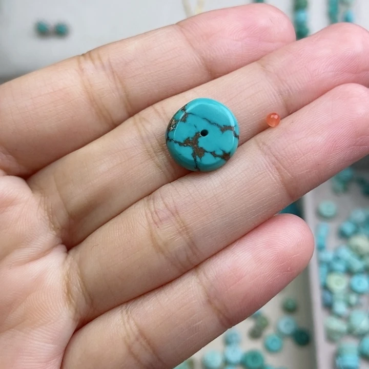 南红玛瑙未镶嵌珠宝奇石