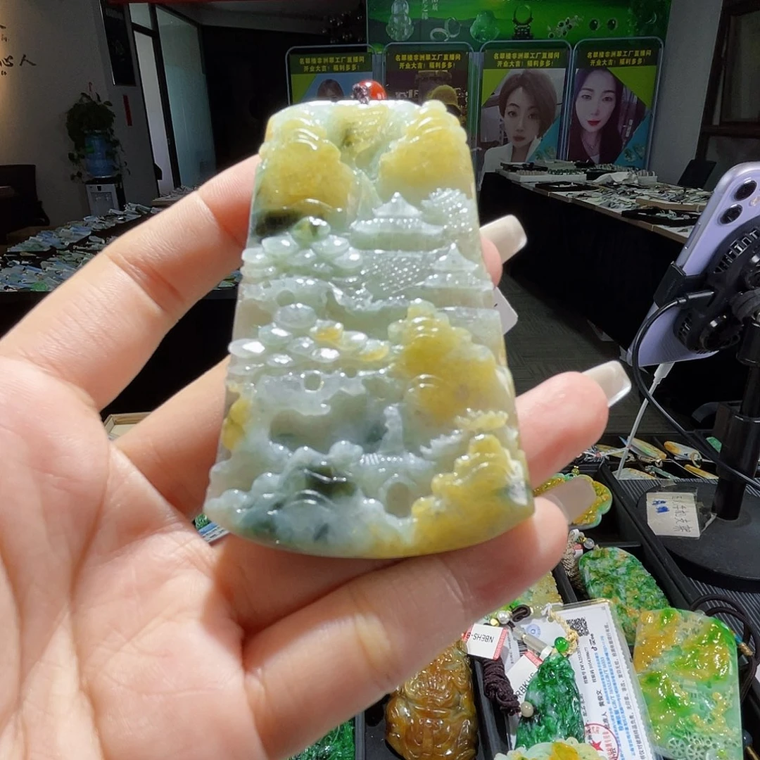 颈饰未镶嵌翡翠一
