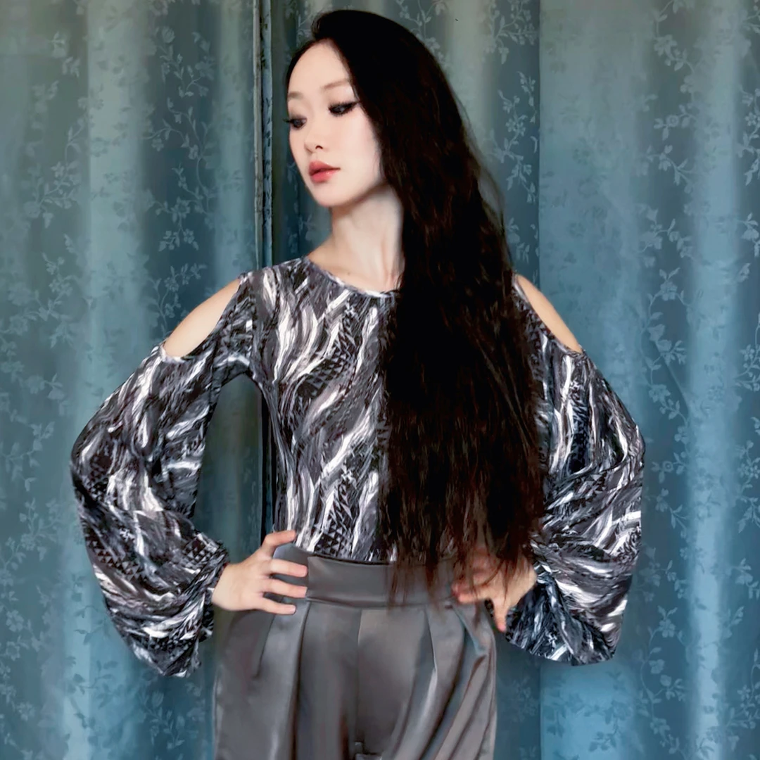 I·RO【雾境迷踪】花色镂空泡泡袖圆领长袖摩登舞上衣显瘦气练习服