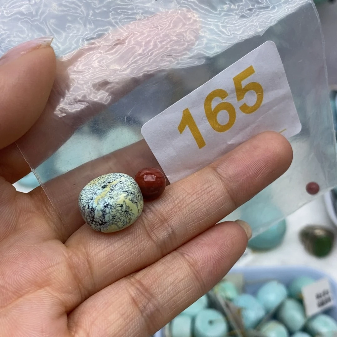 未镶嵌南红玛瑙珠宝奇石