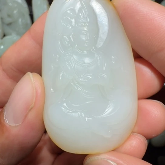 和田玉未镶嵌吊坠(不含链)俺****丑