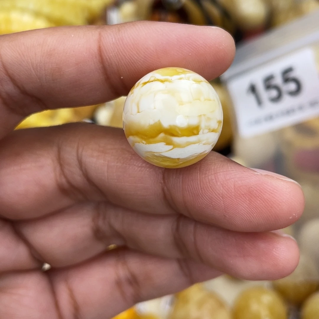 达***人蜜蜡未镶嵌珠宝奇石19.4