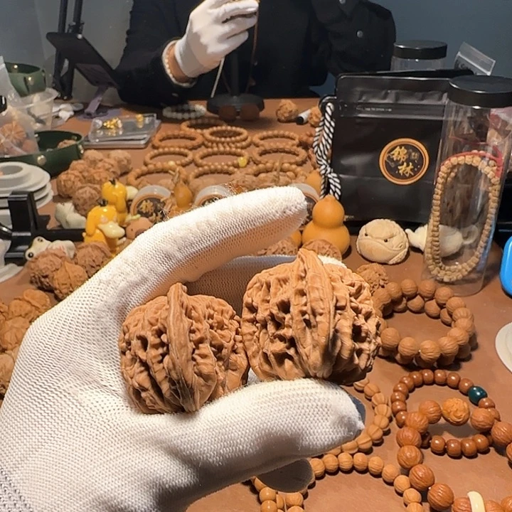 猴头核桃把件核桃