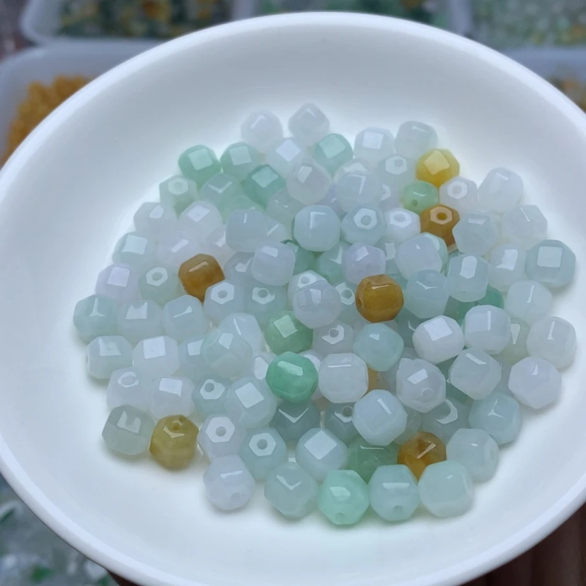 【闪购商品】翡翠手链未镶嵌卡6加冰三彩六棱珠30颗