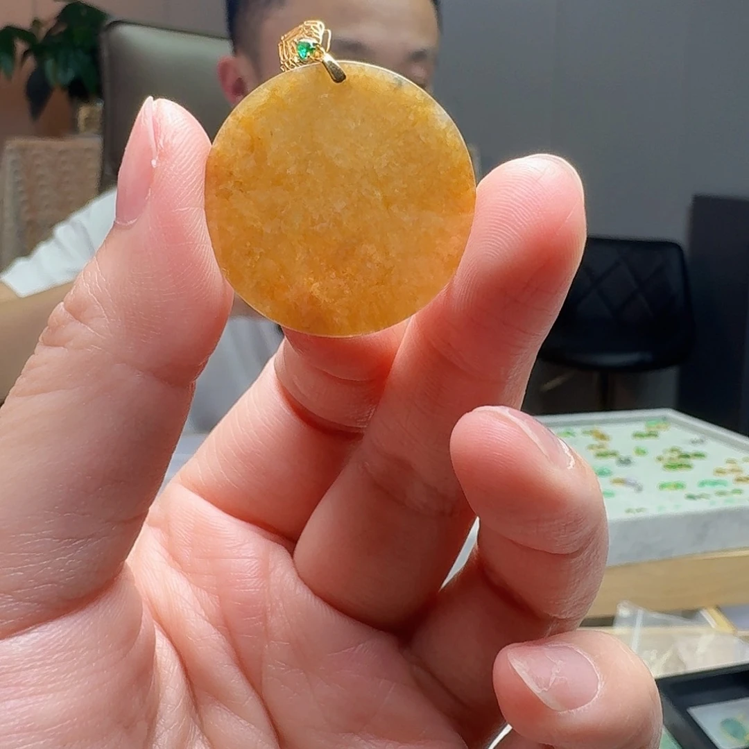 翡翠18K金镶嵌吊坠(不含链)天然