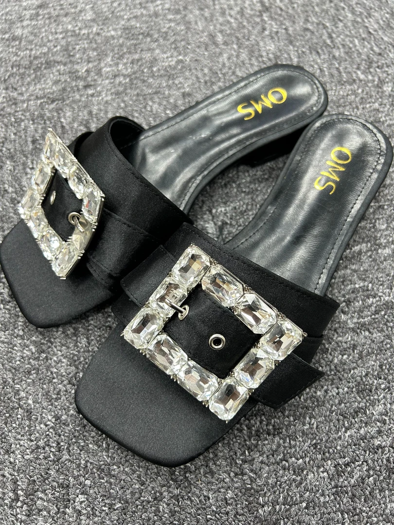 凉鞋（341-400）时尚女士夏季黑色外穿高跟尖头方头