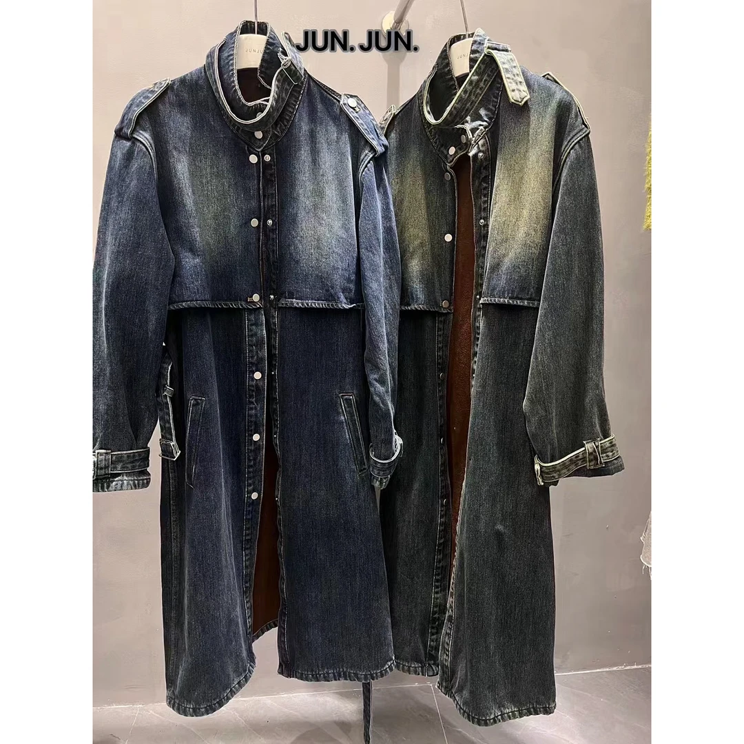 卡麦酱-JUNJUN 半高领系扣水洗长款牛仔外套 2095