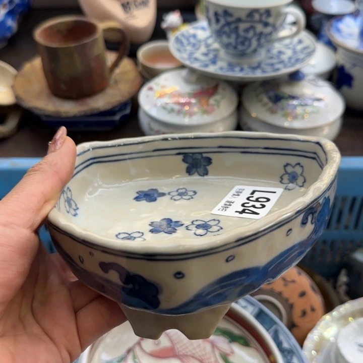 瓷片不***8哈哈哈哈哈哈哈哈