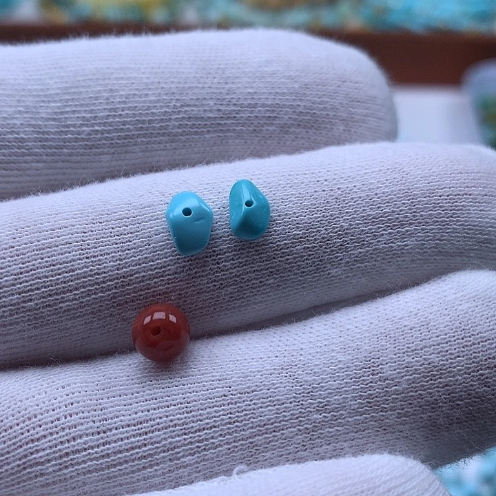 南红玛瑙未镶嵌珠宝奇石