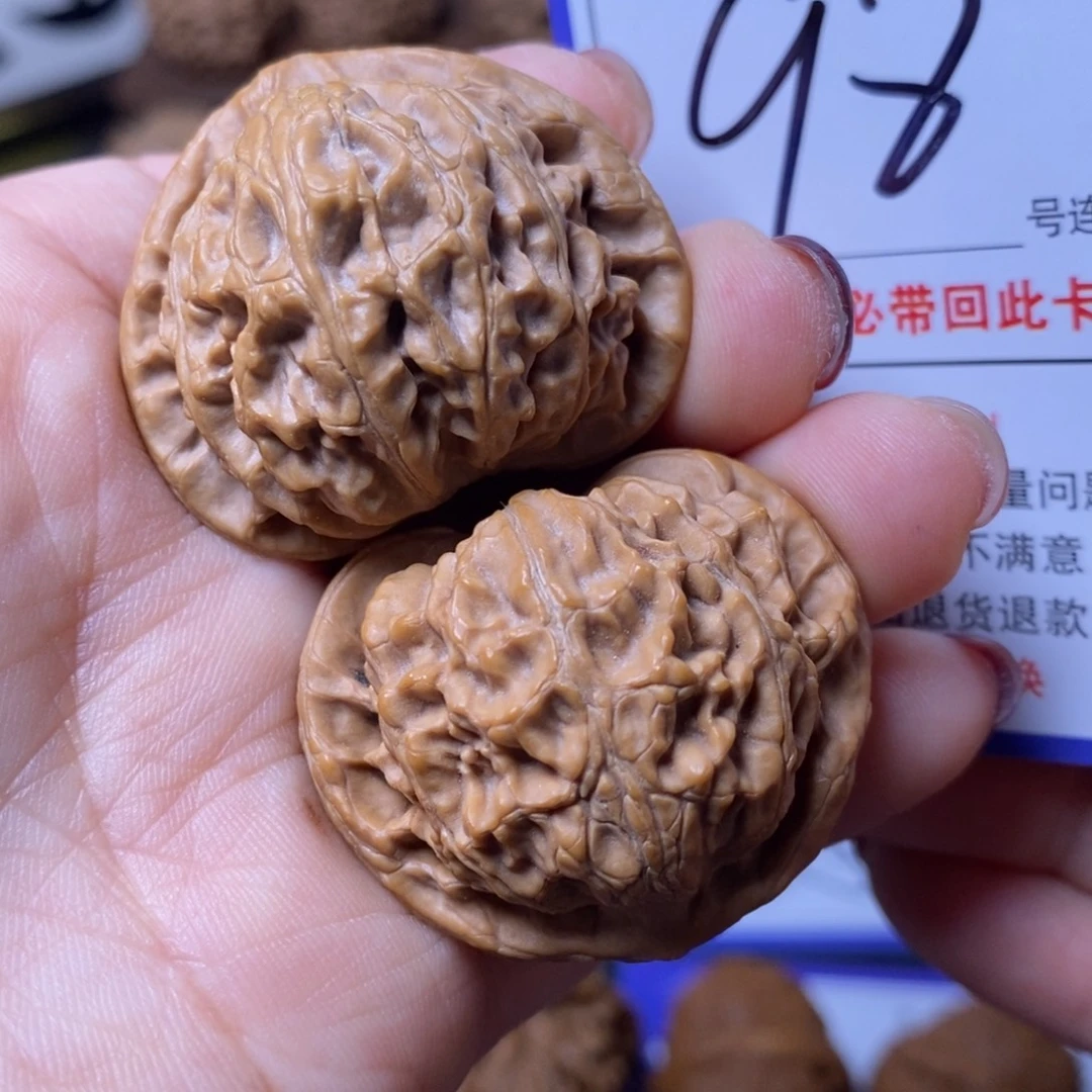 文玩核桃把件38宫灯98全