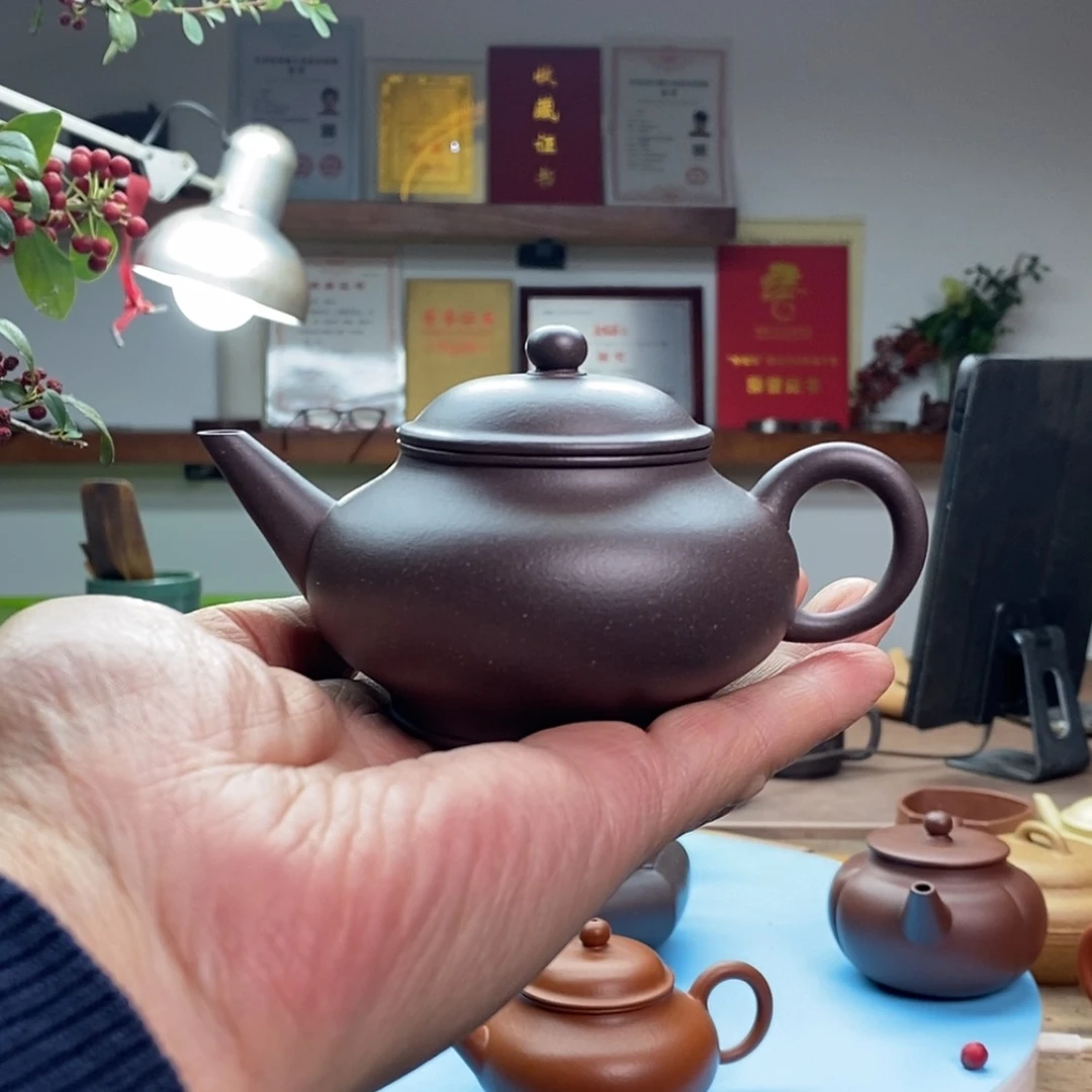 【闪购商品】茶壶紫泥水平:180CC裴佳文:国工