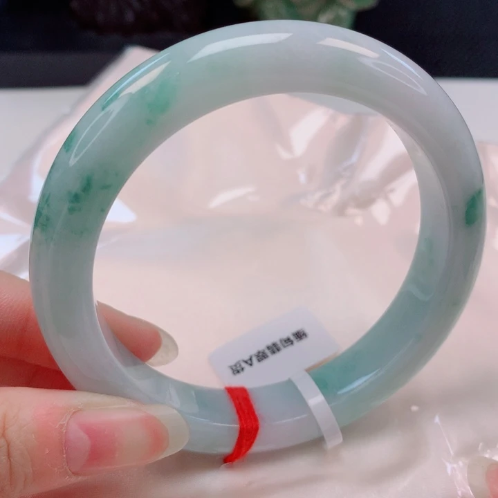 未镶嵌手镯翡翠60圈