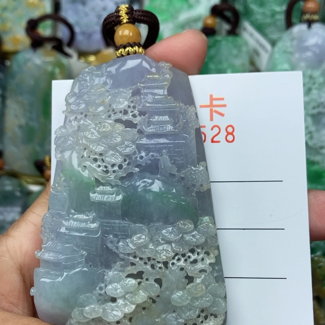 翡翠未镶嵌颈饰吊坠