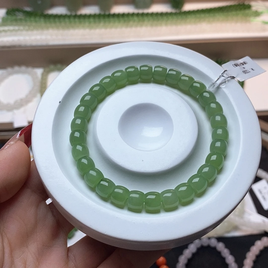 和田玉手串未镶嵌苹果绿直切卡七