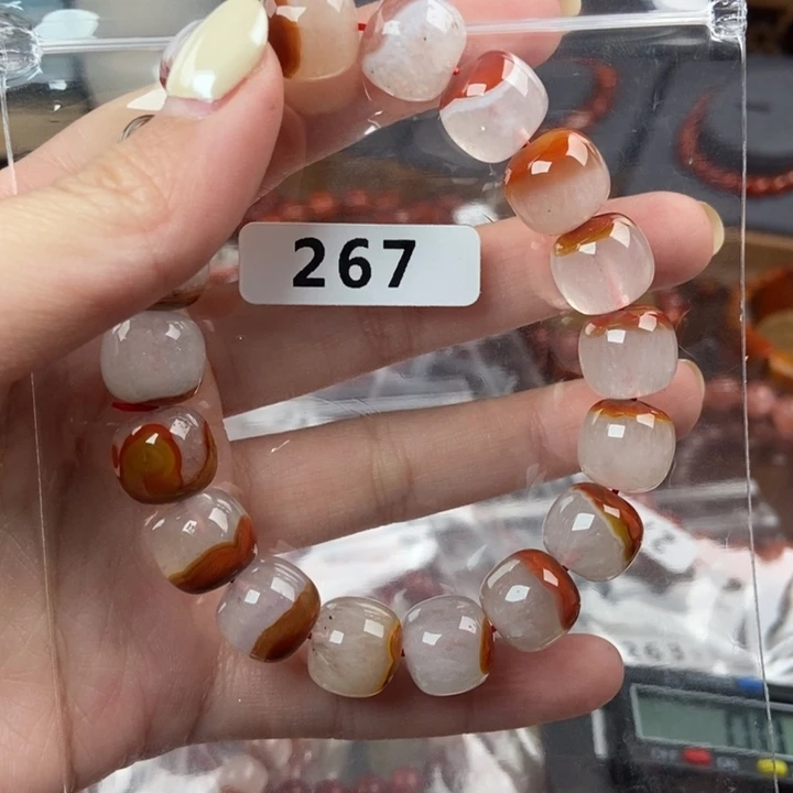 南红玛瑙未镶嵌颈饰