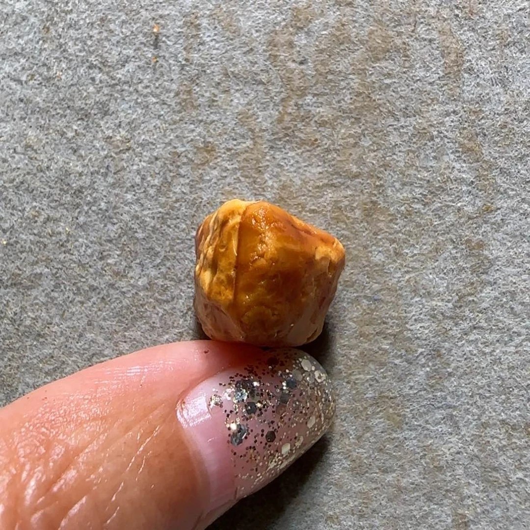 裸石琥珀未镶嵌秋**i专拍