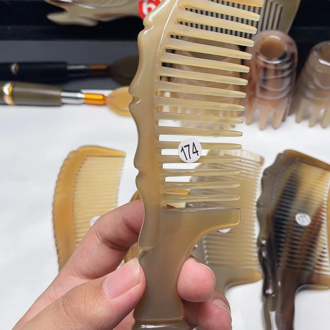 纯手工制作牛角梳174礼盒