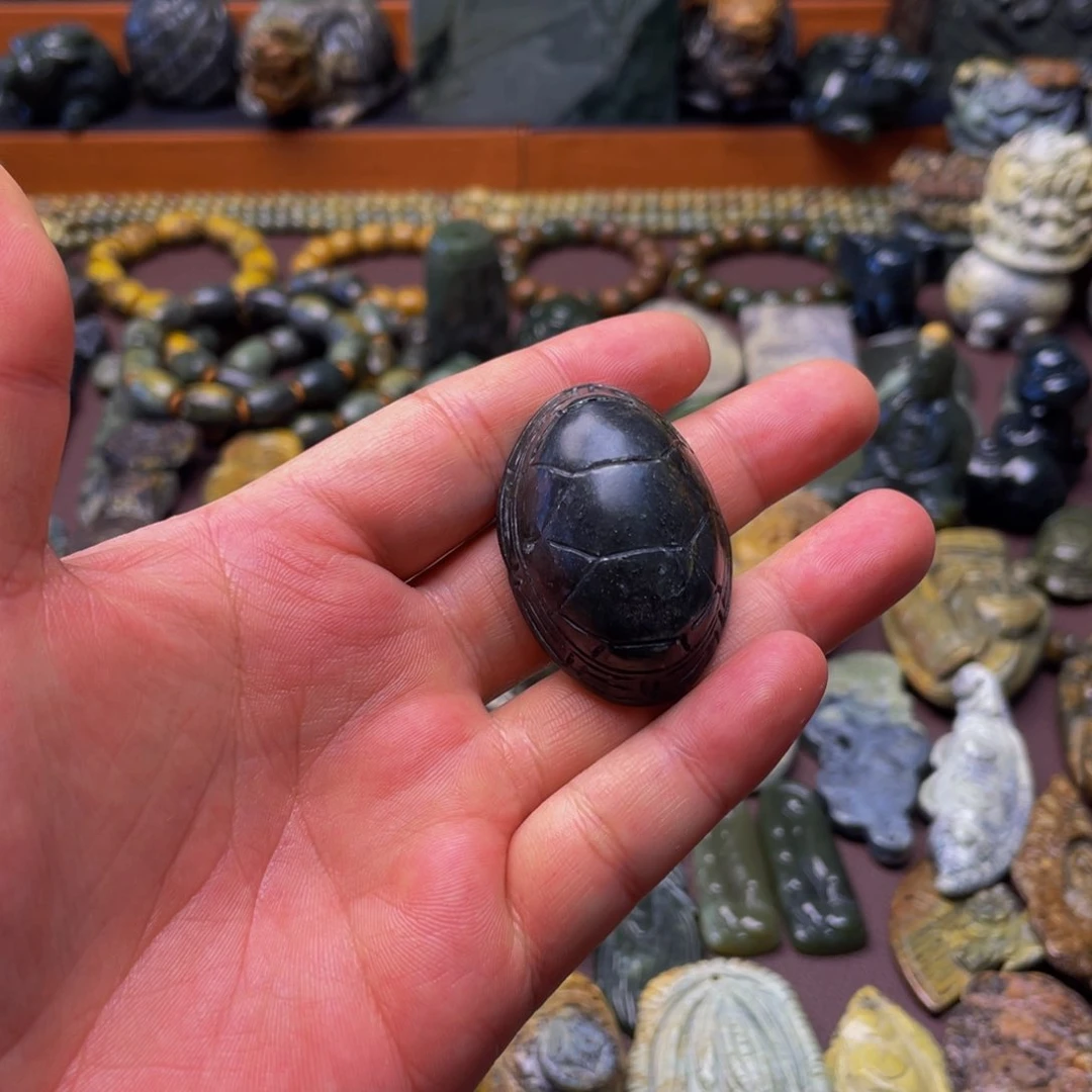 【闪购商品】未镶嵌岫岩河磨玉（透闪石质玉）挂件