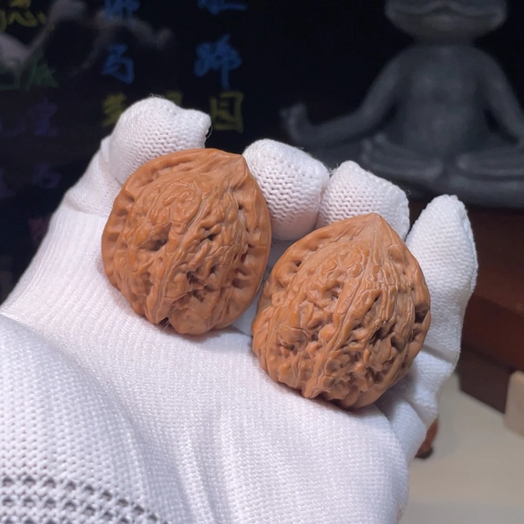 文玩核桃把件赤龙鸡心3233，2195